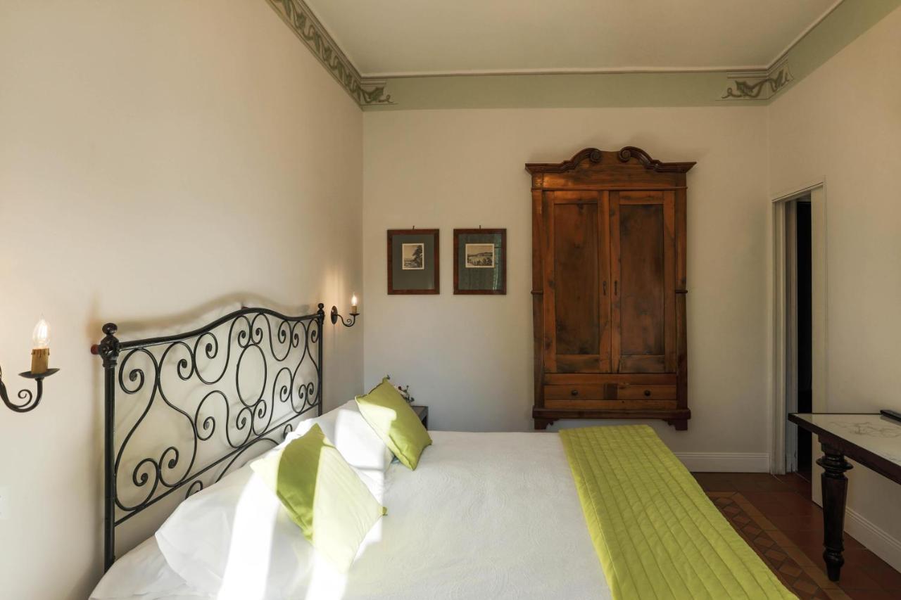 Albergo Ristorante Madonnina Cantello Екстер'єр фото
