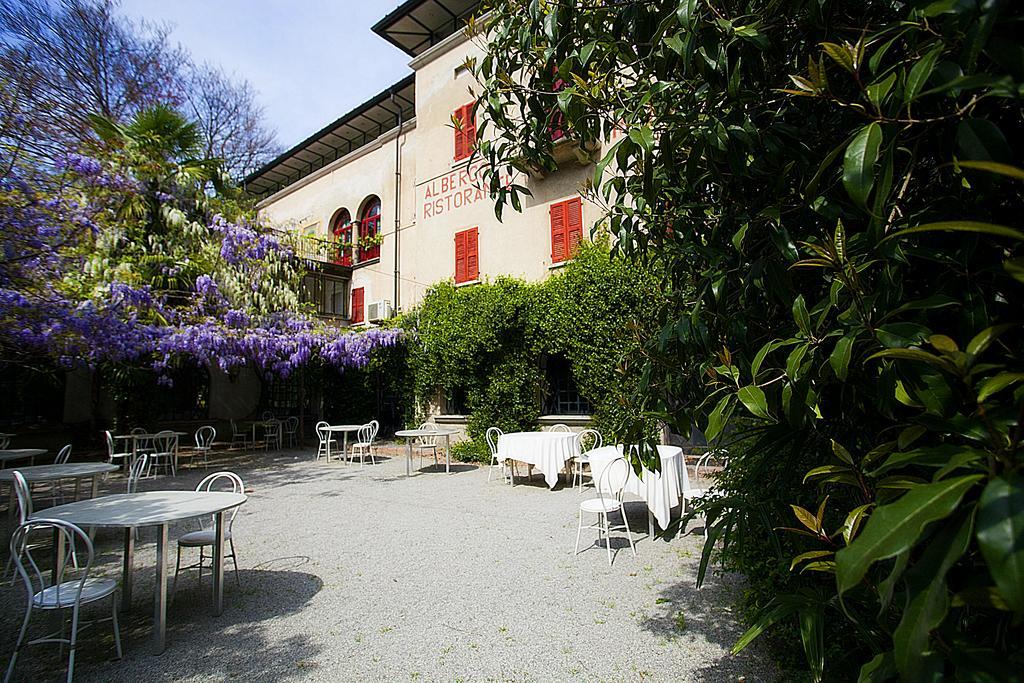 Albergo Ristorante Madonnina Cantello Екстер'єр фото