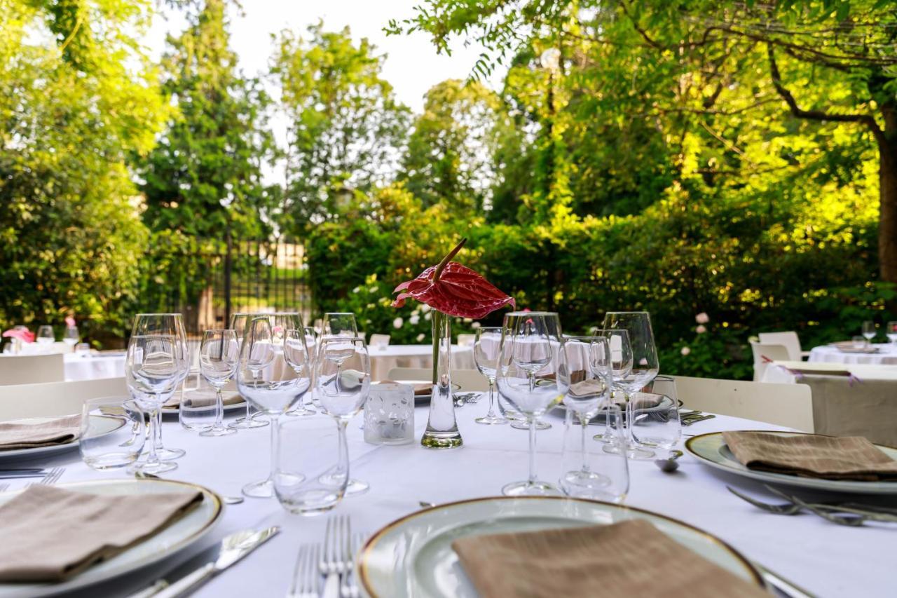 Albergo Ristorante Madonnina Cantello Екстер'єр фото