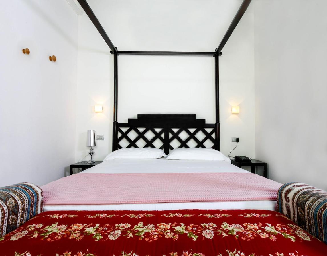 Albergo Ristorante Madonnina Cantello Екстер'єр фото