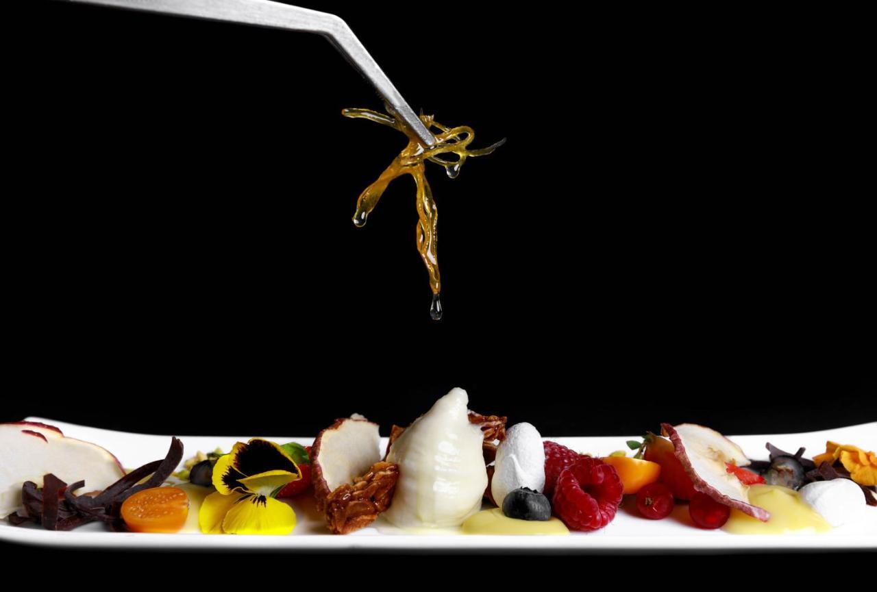 Albergo Ristorante Madonnina Cantello Екстер'єр фото